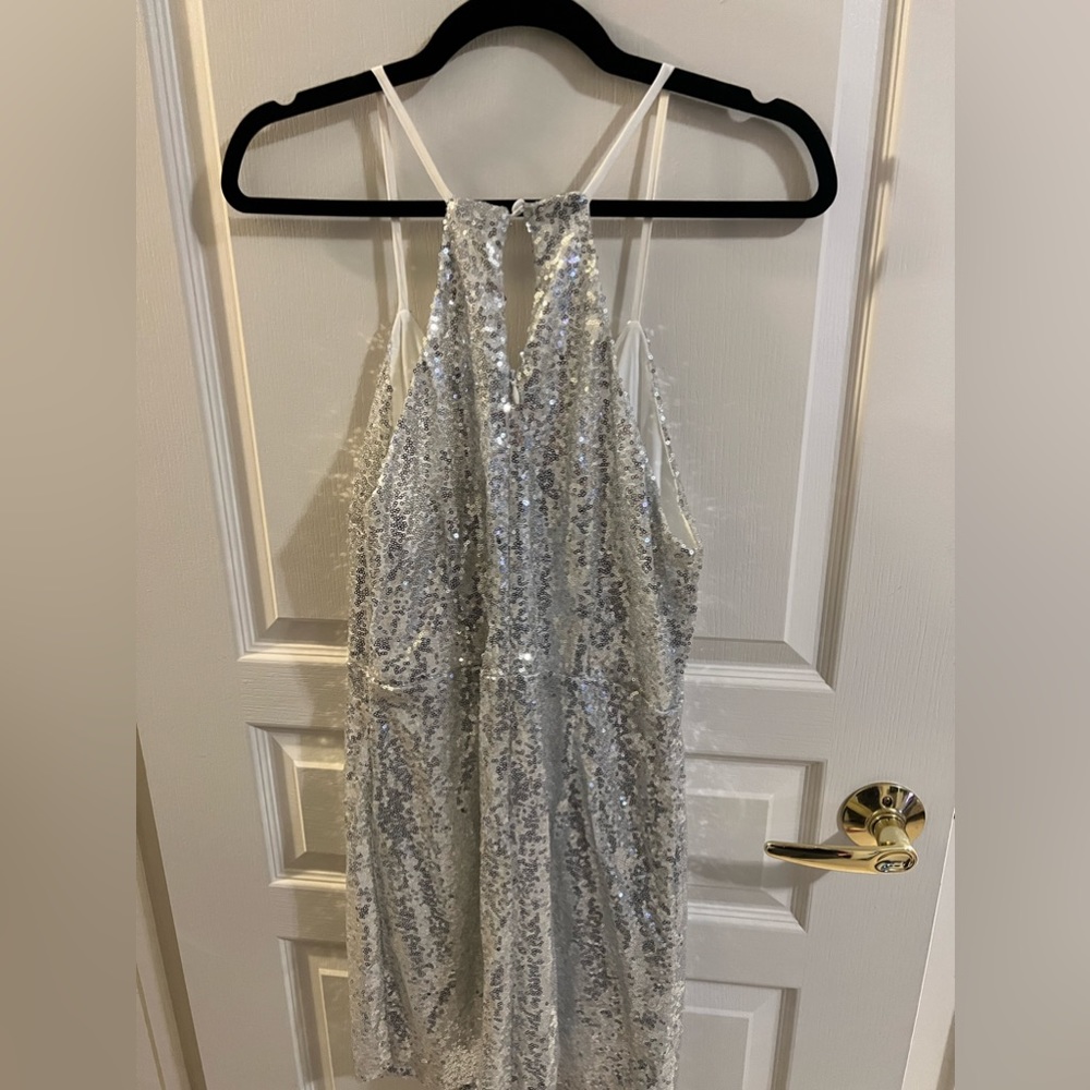 Silver sparkly dress - Lulu’s - Size Large - Picture 4 of 4